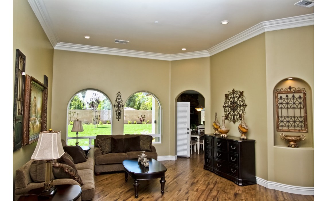 choosing-the-size-of-crown-molding