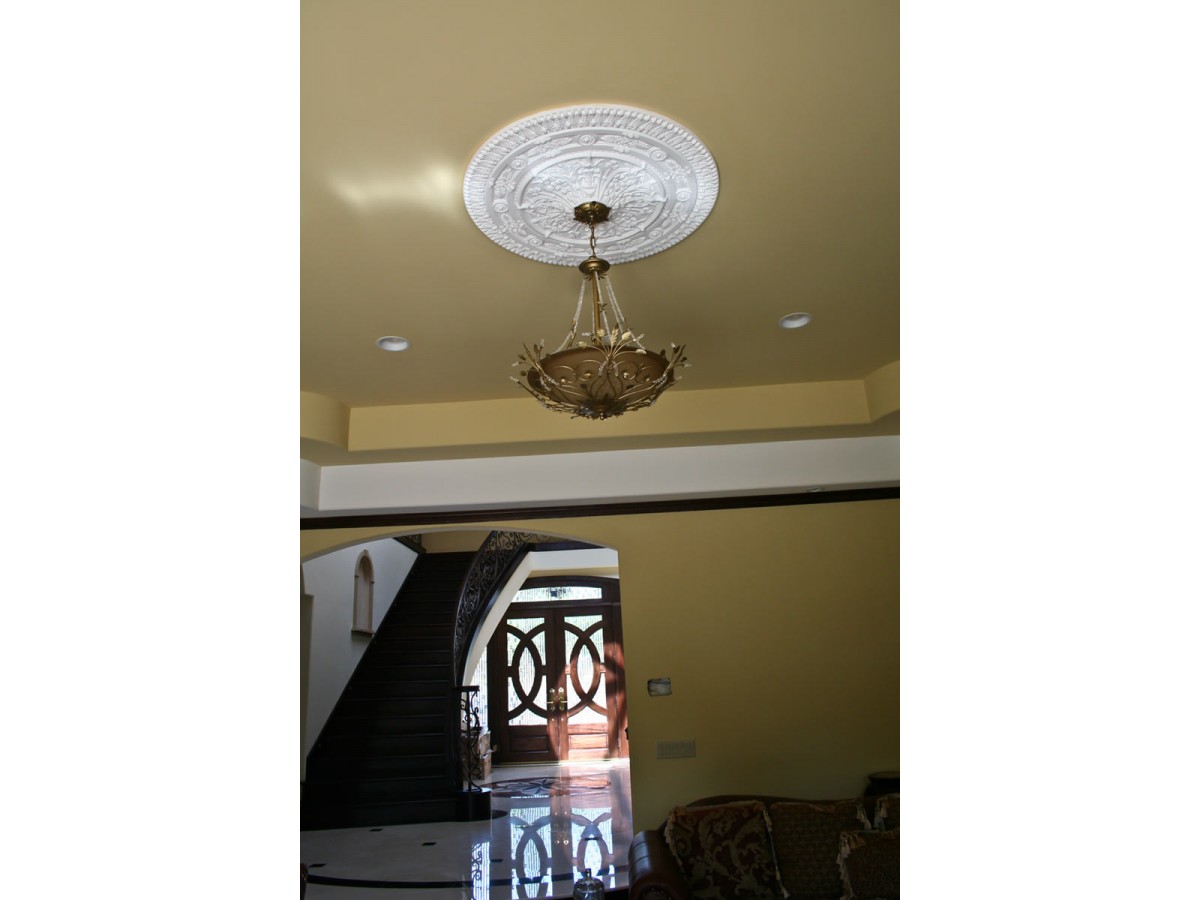 Md 9127 Ceiling Medallion